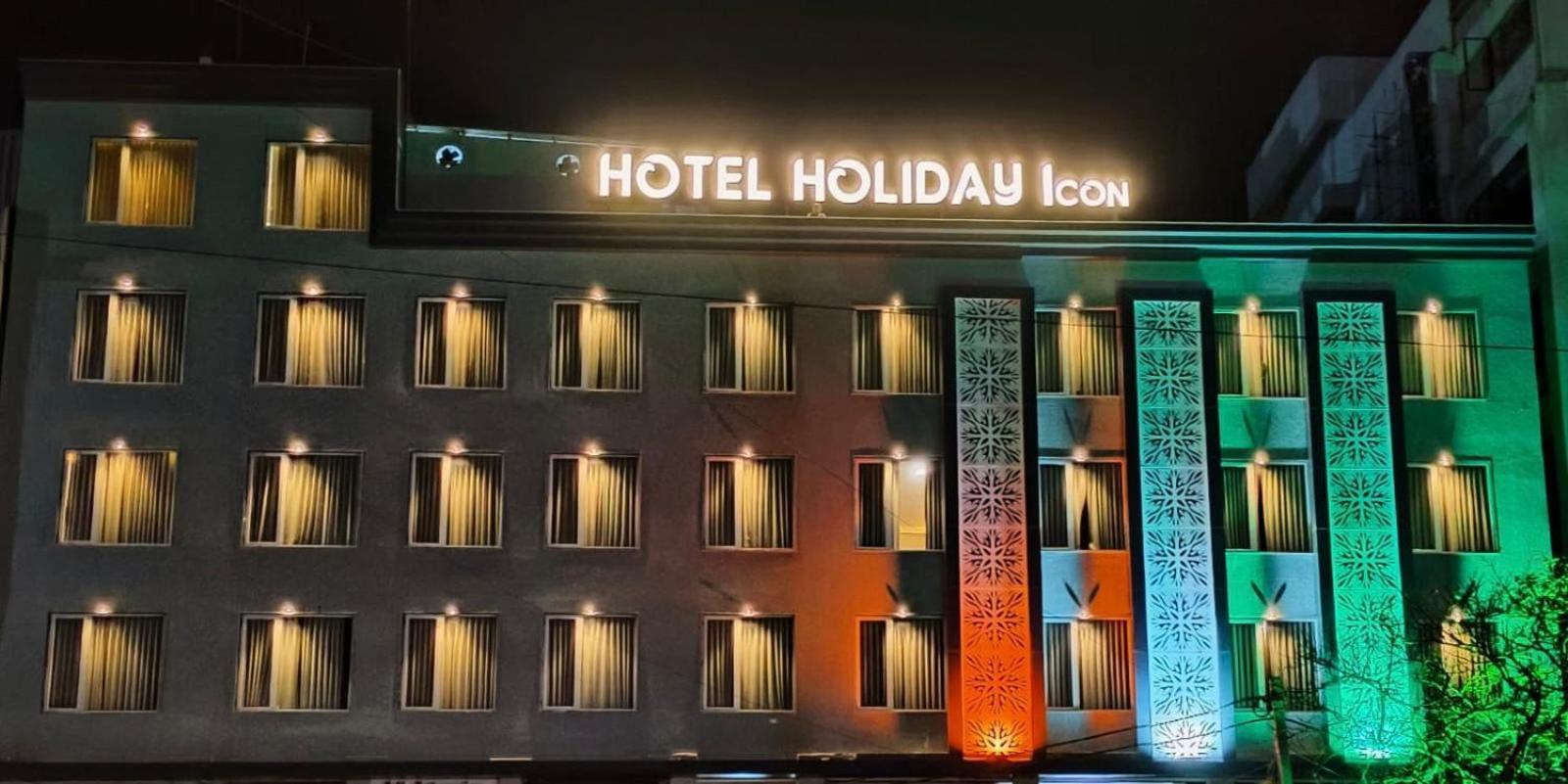 Hotel Holiday Icon Dwārka Exterior foto
